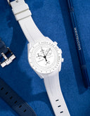 Curved Rubber Strap - White - OM Luxury